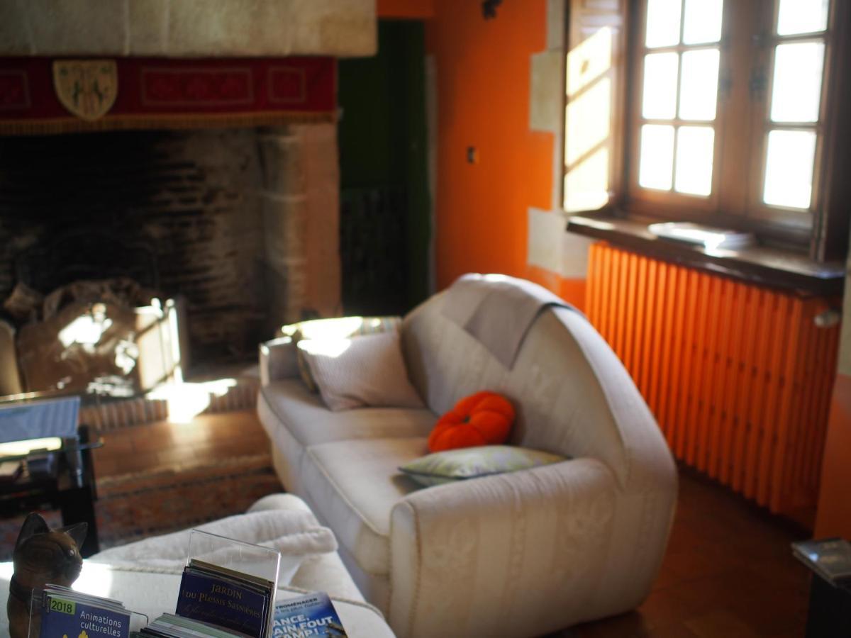 Manoir Du Rouvre Hotel Mettray Kültér fotó