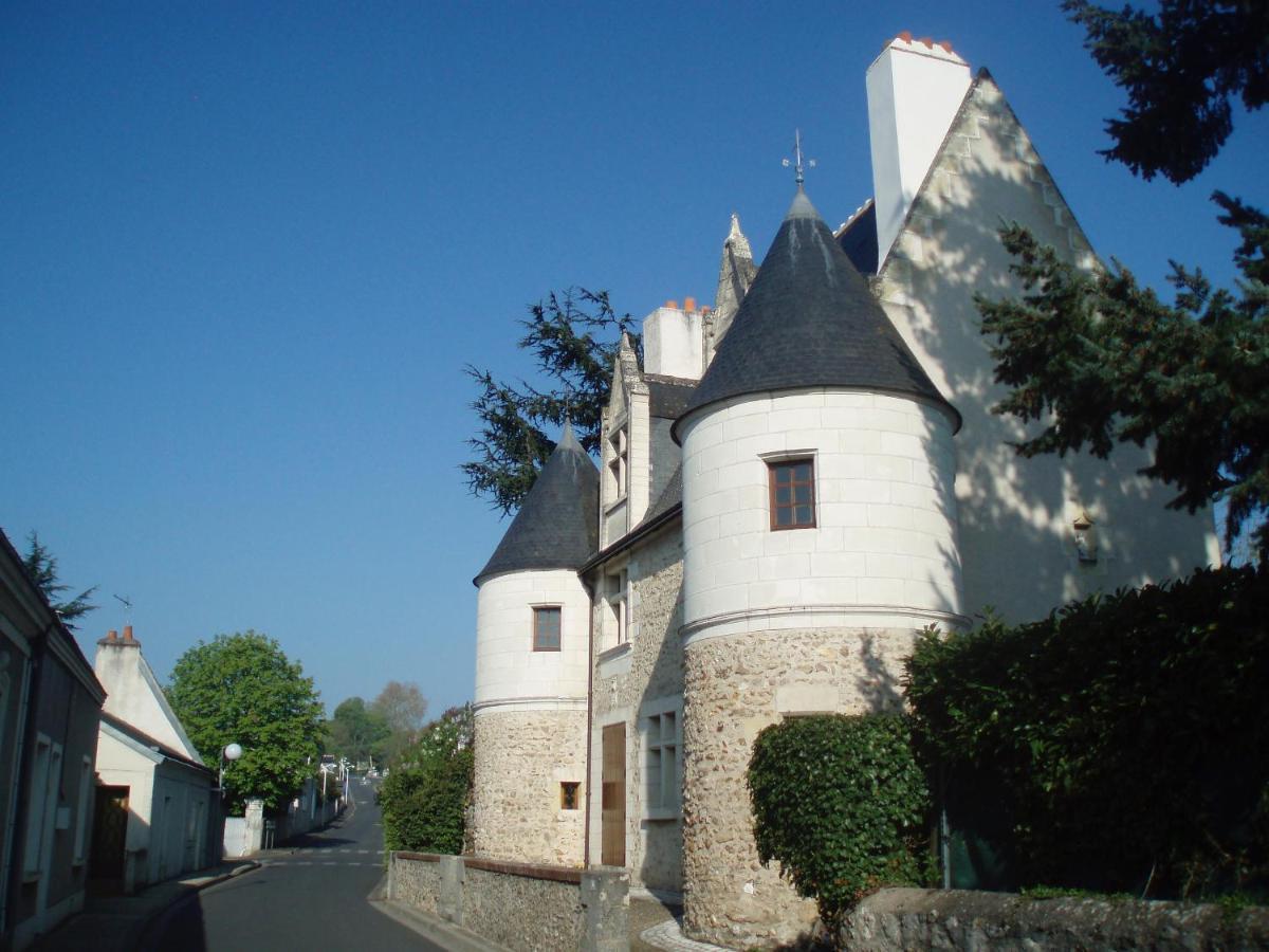 Manoir Du Rouvre Hotel Mettray Kültér fotó