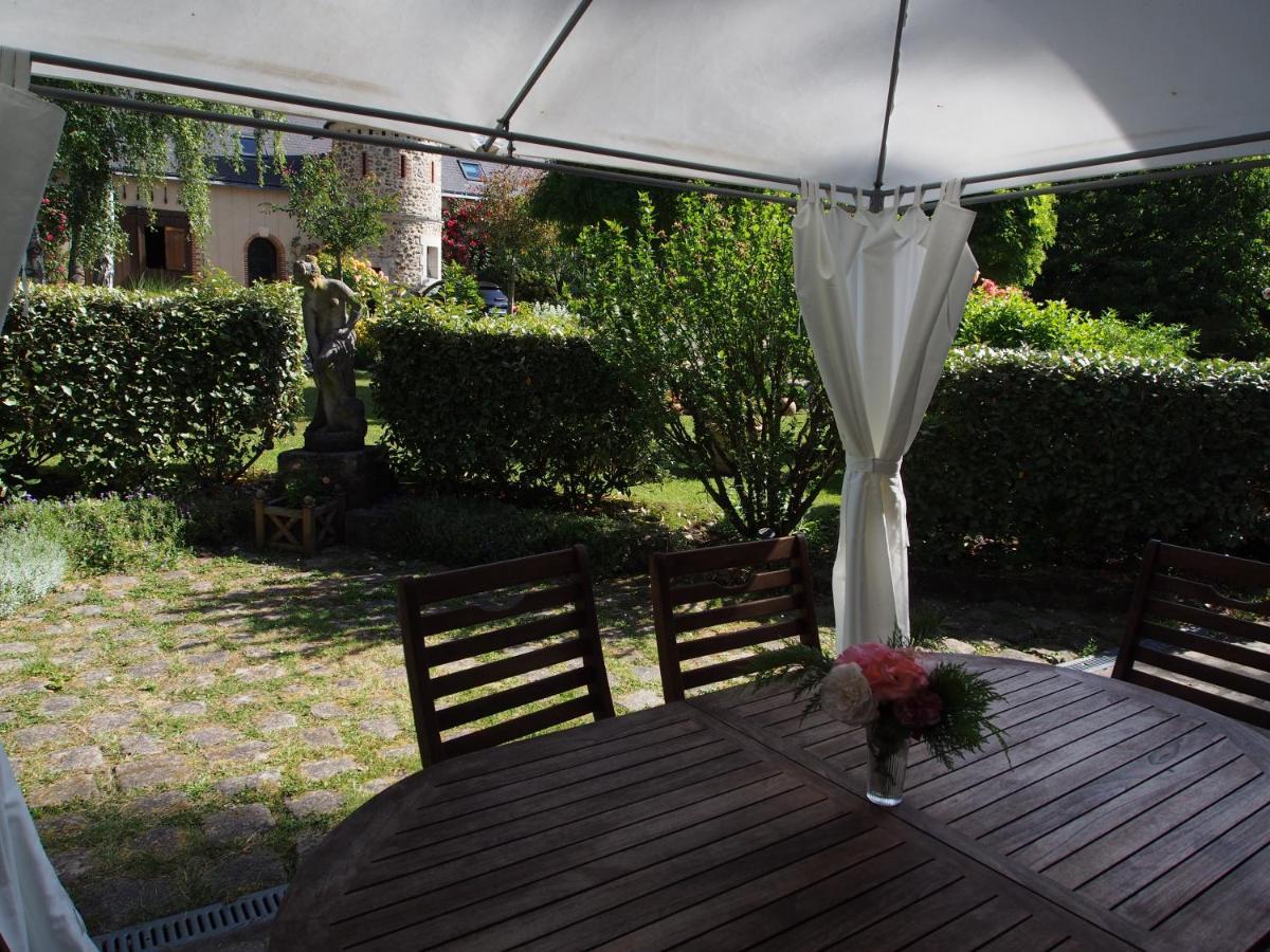 Manoir Du Rouvre Hotel Mettray Kültér fotó
