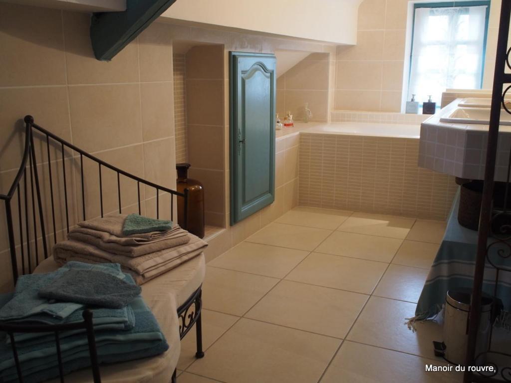 Manoir Du Rouvre Hotel Mettray Szoba fotó